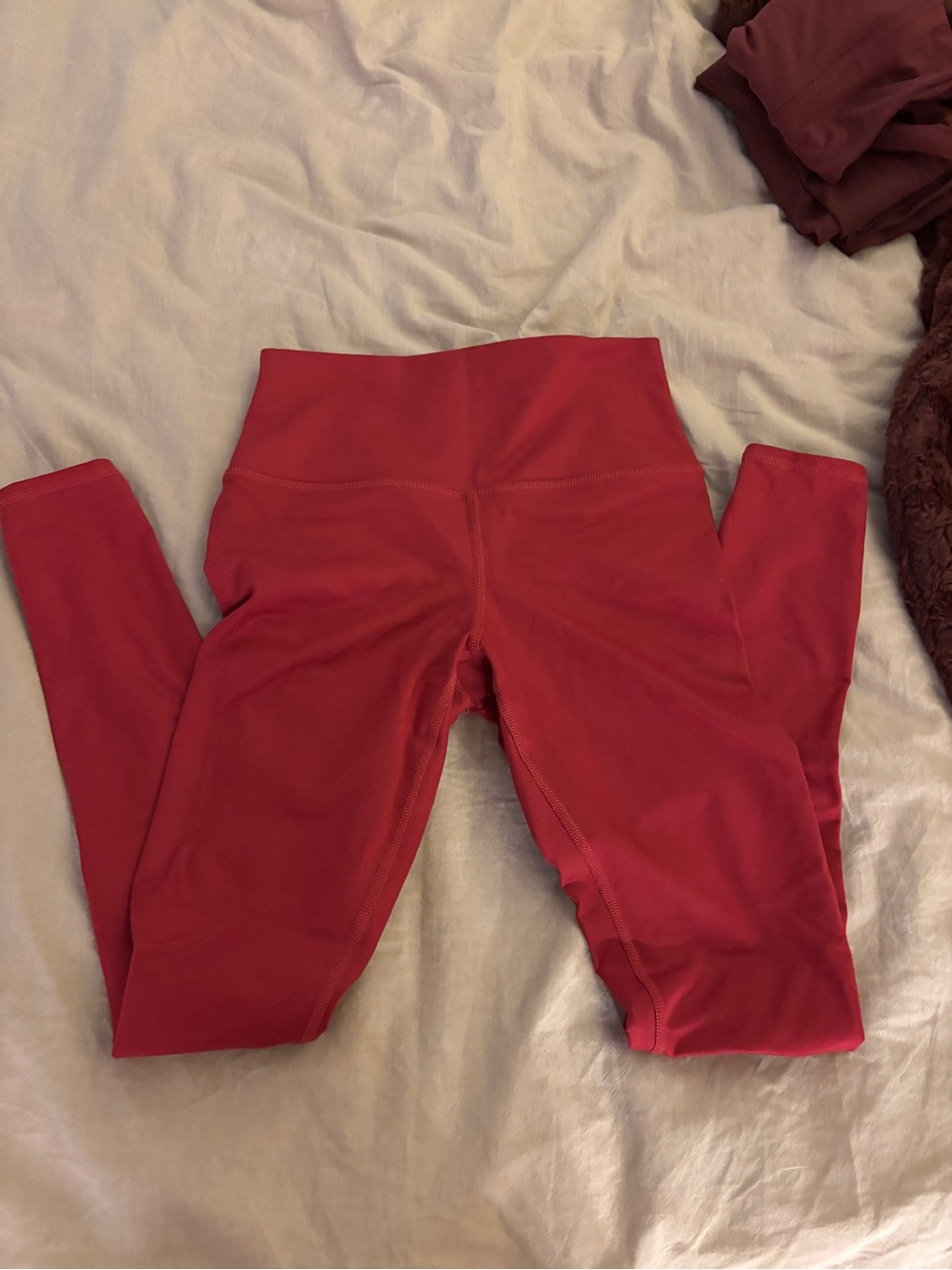 Alo Yoga red leggings small